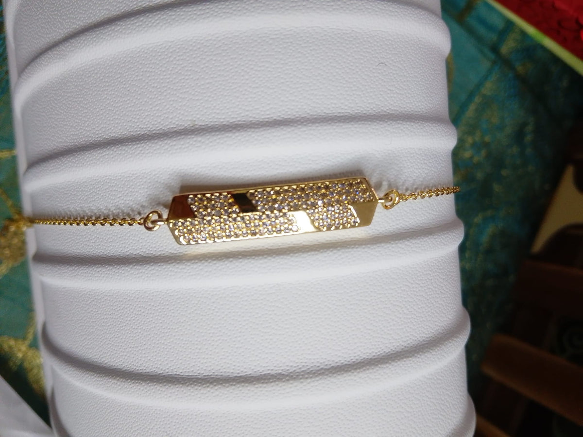 Bracciale in Acciaio Inossidabile Dorato con Placca di Zirconi