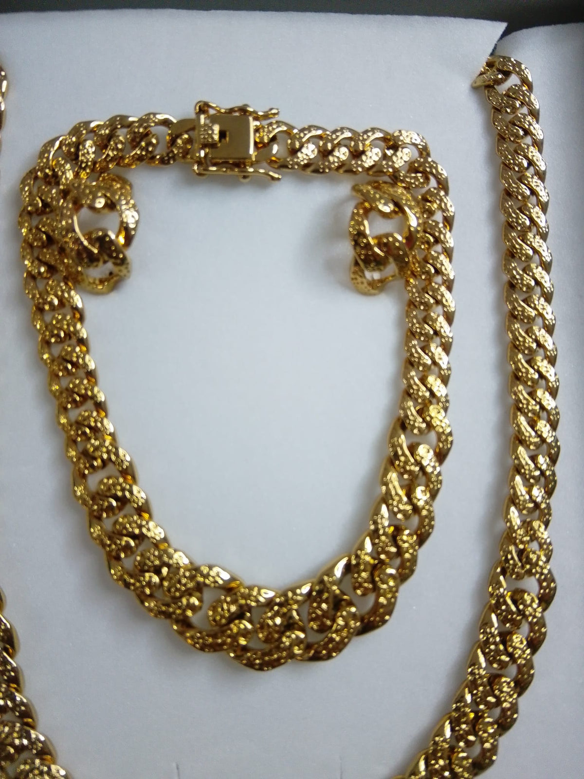 Set Gioielli Maglia Cubana in Acciaio Inossidabile Dorato (Collana, Bracciale e Orecchini) RADKO