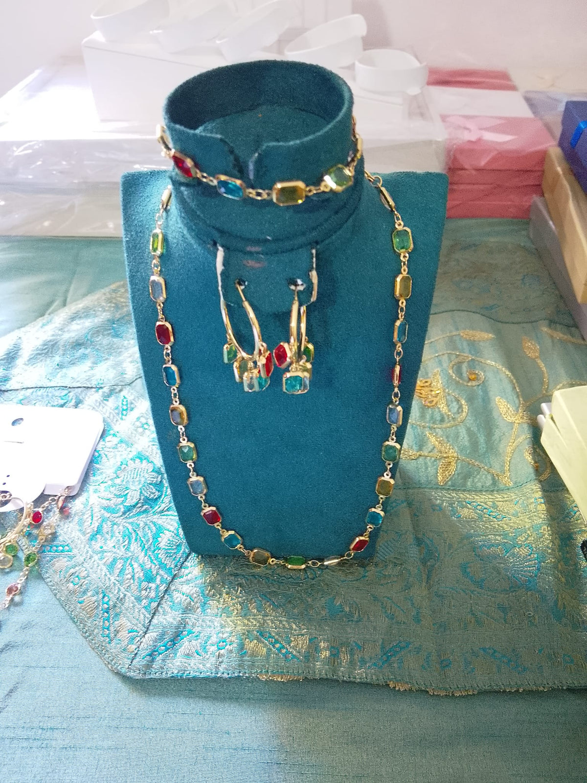 Set di gioielli eleganti in acciaio inossidabile con Pietre Multicolori